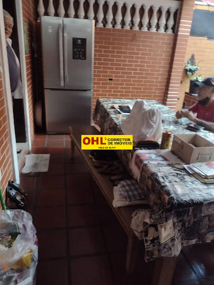 CASA SOBRADO PROXIMO PRAIA EMBARE