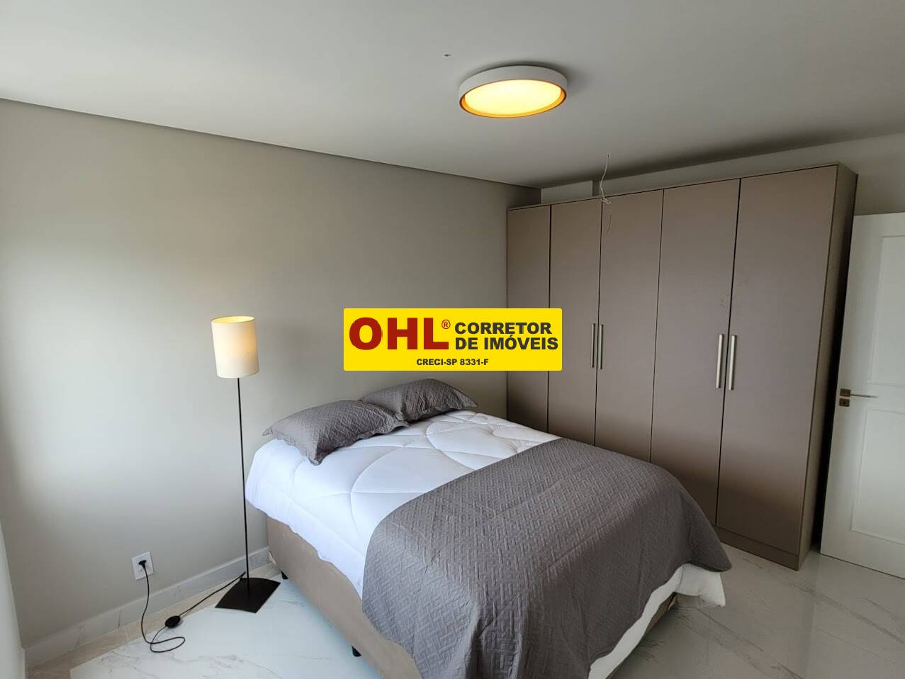 APARTAMENTOS  DE FRENTE  PRAIA