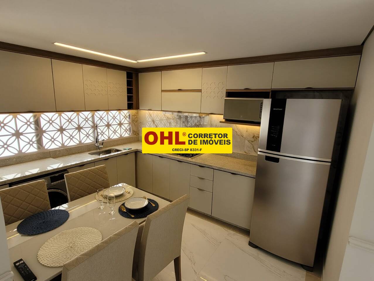 APARTAMENTOS  DE FRENTE  PRAIA
