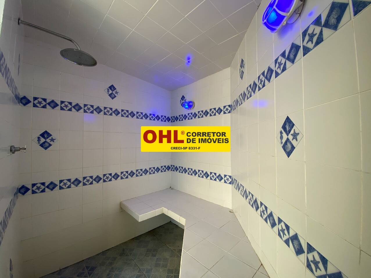 CASA NO  GUARUJA    Av. Manoel Nascimento Júnior