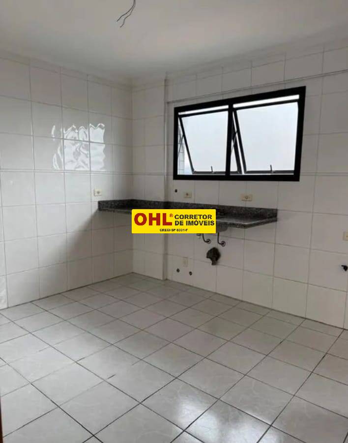 COBERTURA  TRIPLEX COM 3 SUITES  SANTOS