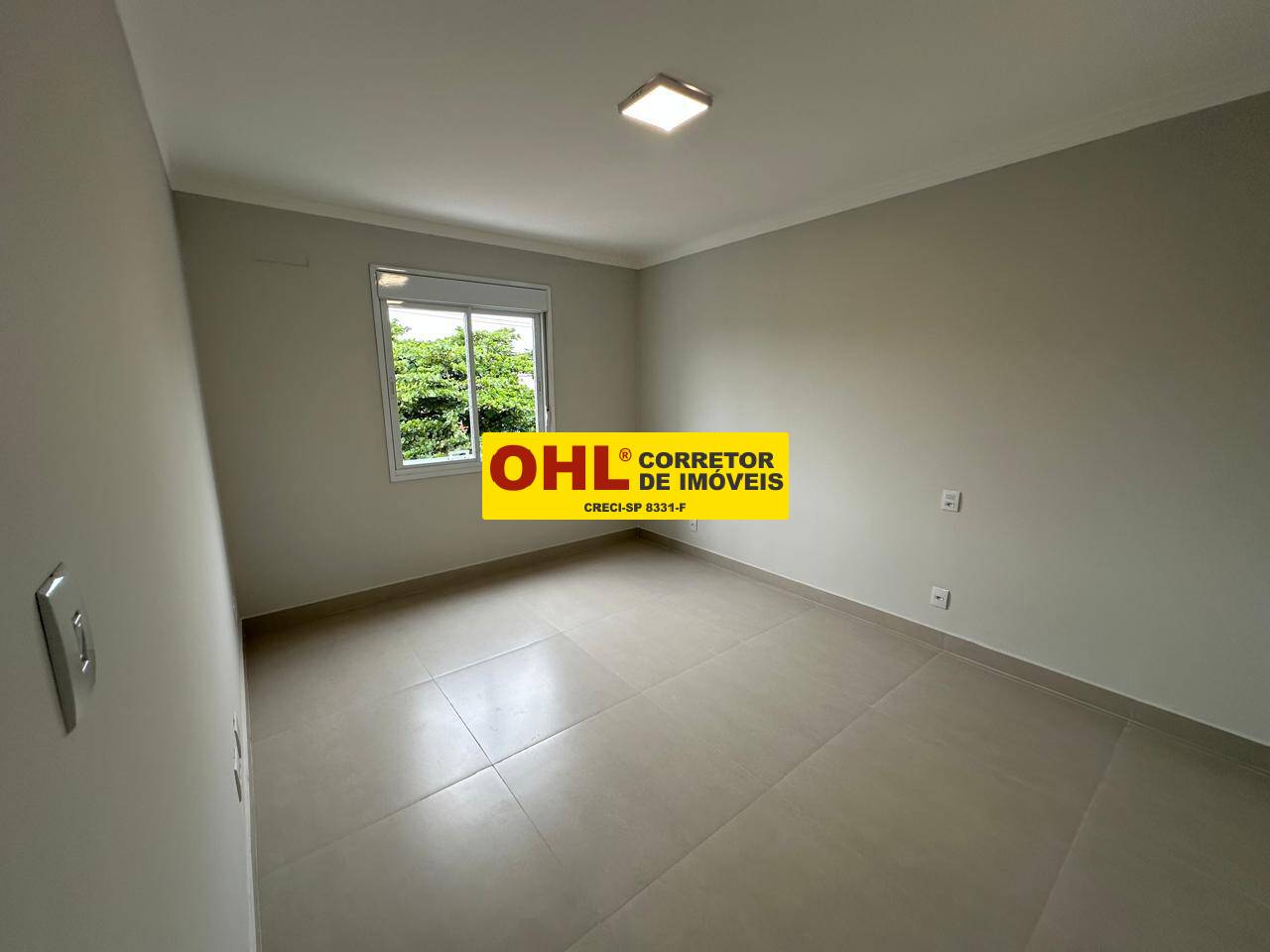 APARTAMENTO REFORMADO  COM SUITE