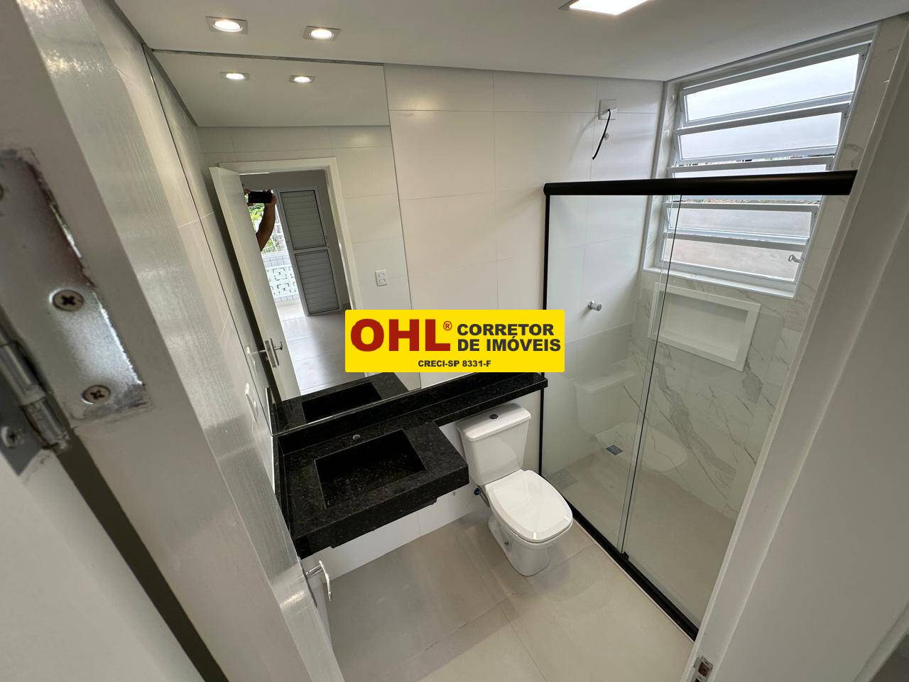 APARTAMENTO REFORMADO  COM SUITE