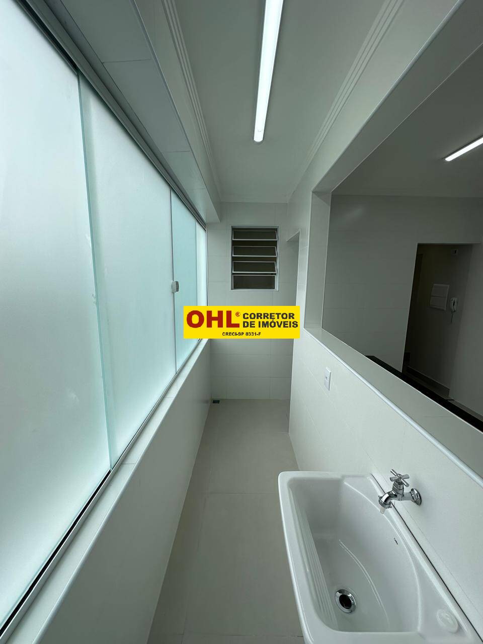 APARTAMENTO REFORMADO  COM SUITE