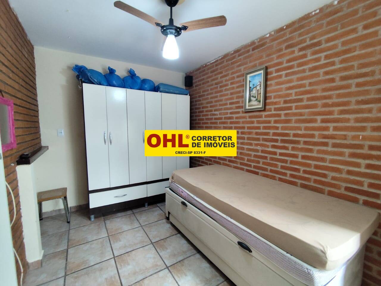 APARTAMENTO A UMA QUADRA DE DISTÂNCIA DA PRAIA