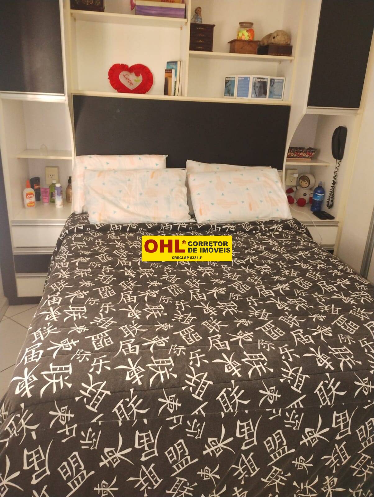 APARTAMENTO   COM SUITE  VAGA DE GARAGEM  COLETIVA