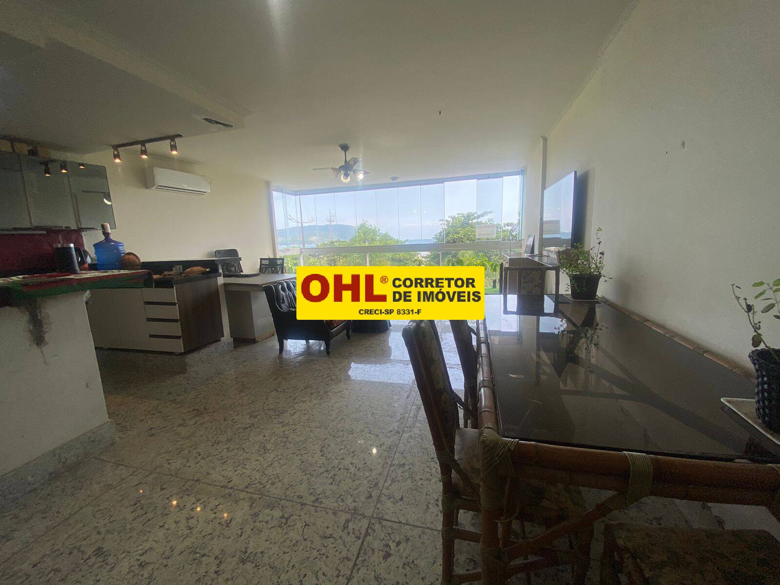APARTAMENTO  DE FRENTE  MAR   NO GONZAGA