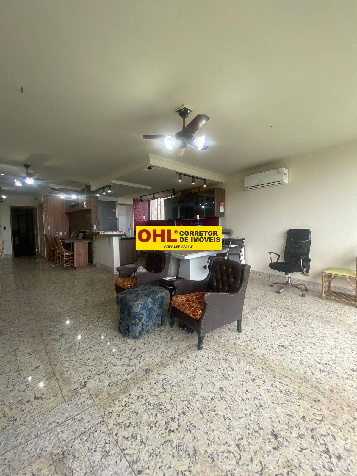 APARTAMENTO  DE FRENTE  MAR   NO GONZAGA
