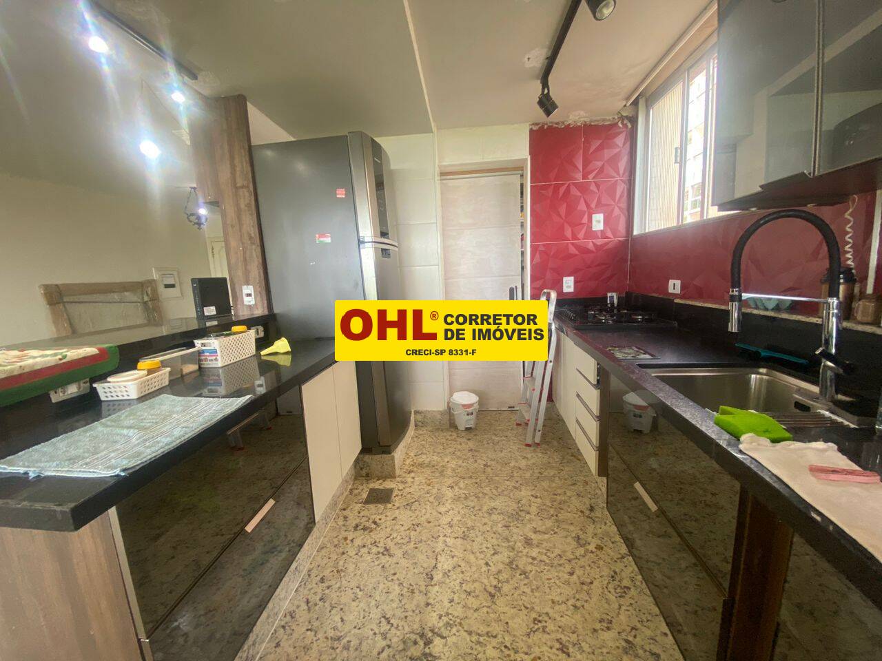 APARTAMENTO  DE FRENTE  MAR   NO GONZAGA