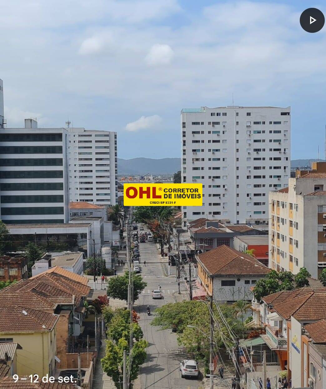APARTAMENTO LINDO COM SUÍTE E SACADA