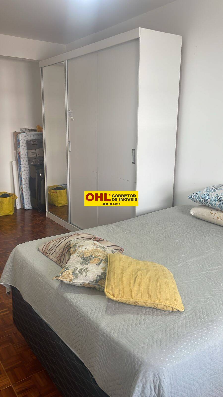 APARTAMENTO  COM DUAS ENTRADAS