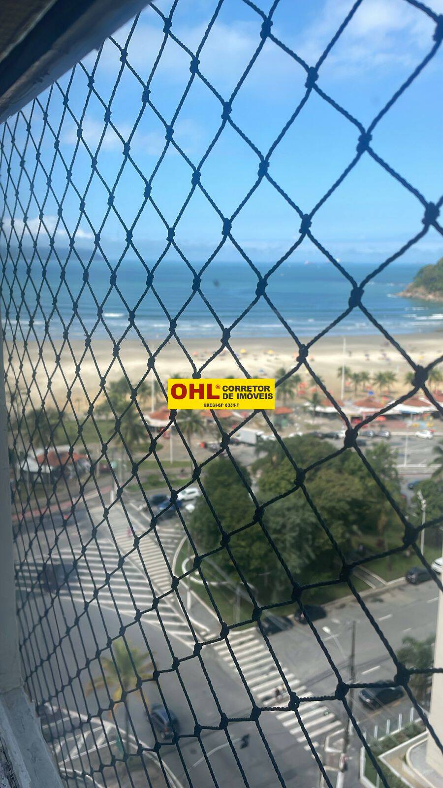 APARTAMENTO  COM DUAS ENTRADAS
