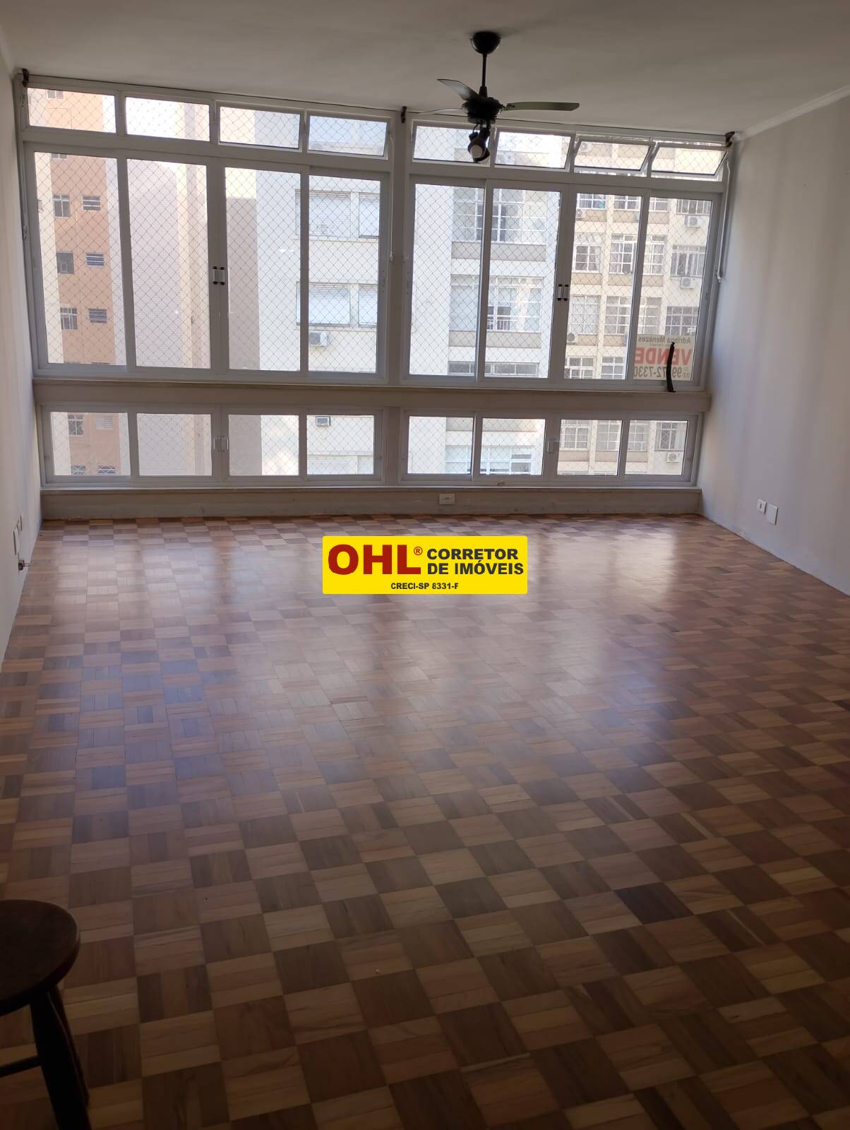 APARTAMENTO   DE FRENTE PARA   RUA
