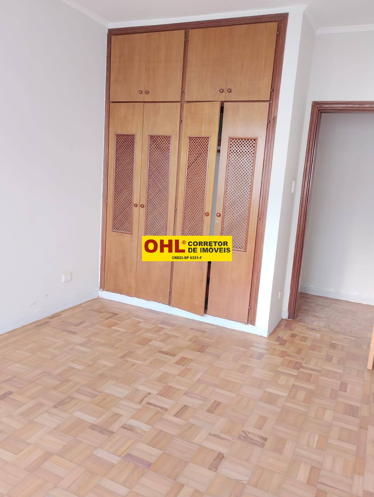 APARTAMENTO   DE FRENTE PARA   RUA