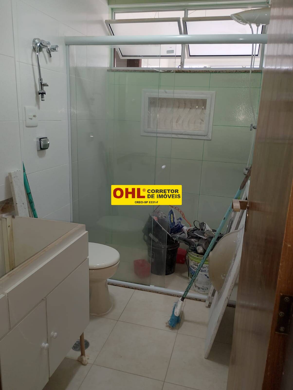 APARTAMENTO   DE FRENTE PARA   RUA