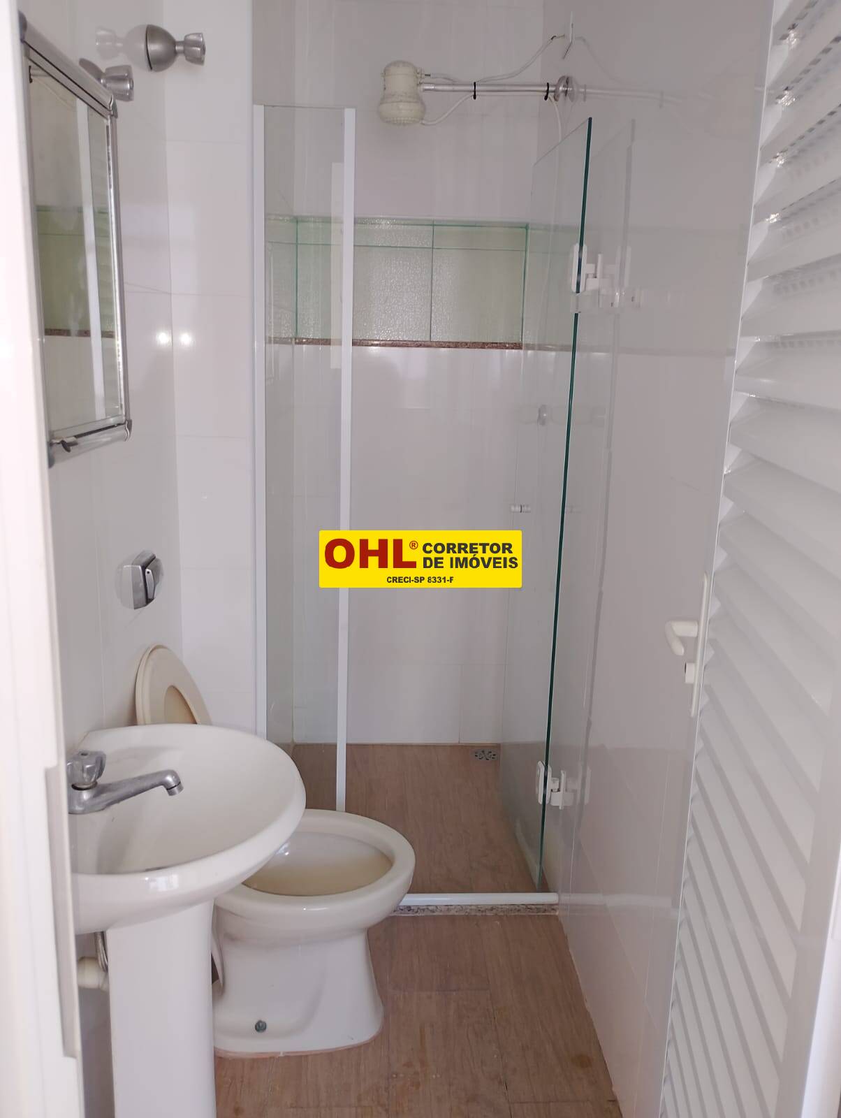 APARTAMENTO   DE FRENTE PARA   RUA
