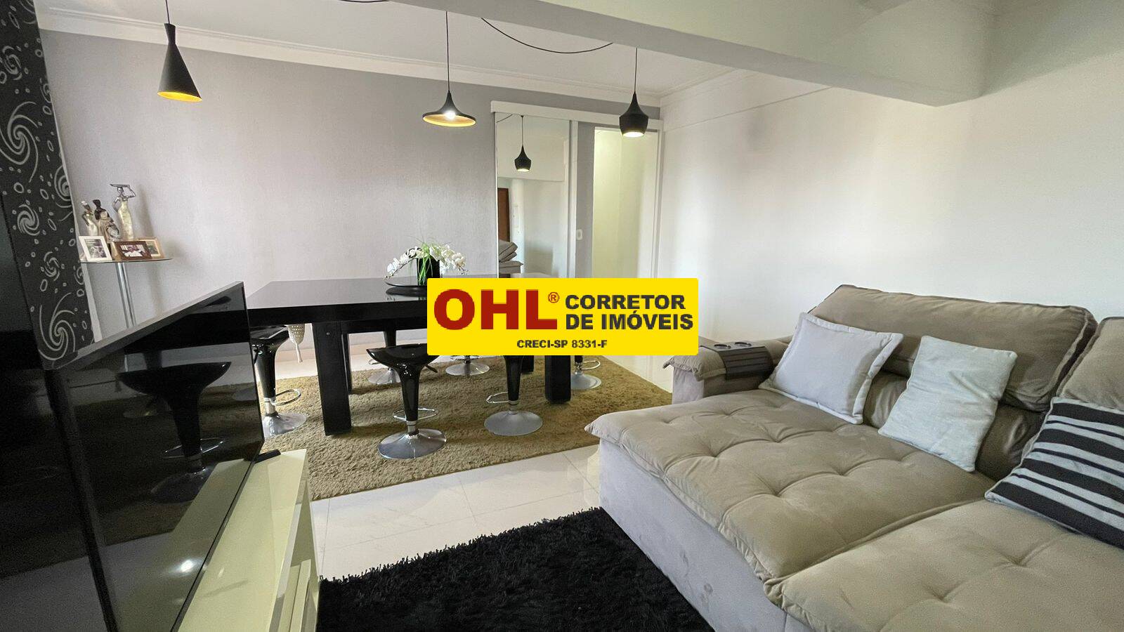 APARTAMENTO  LINDO COM SUITE