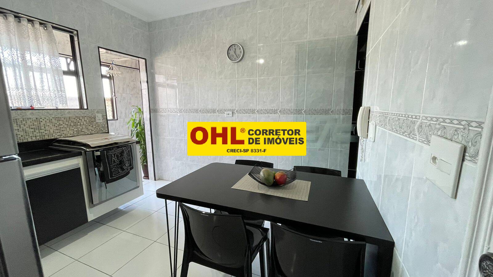 APARTAMENTO  LINDO COM SUITE